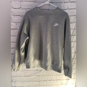 Men’s Medium Grey Nike Crewneck